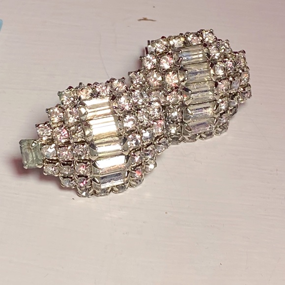 Beautiful vintage antique clip on earrings,silver with crystals,ABS rhinestones - Picture 8 of 9